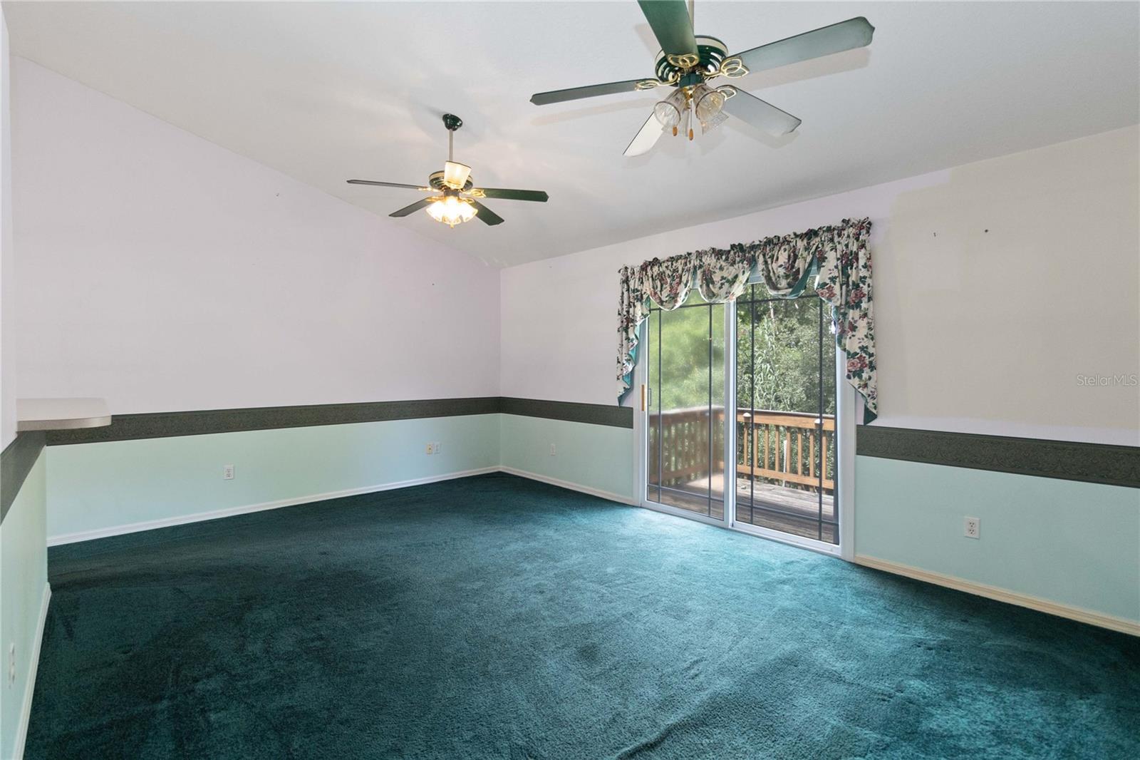 804 FORESTWOOD DR