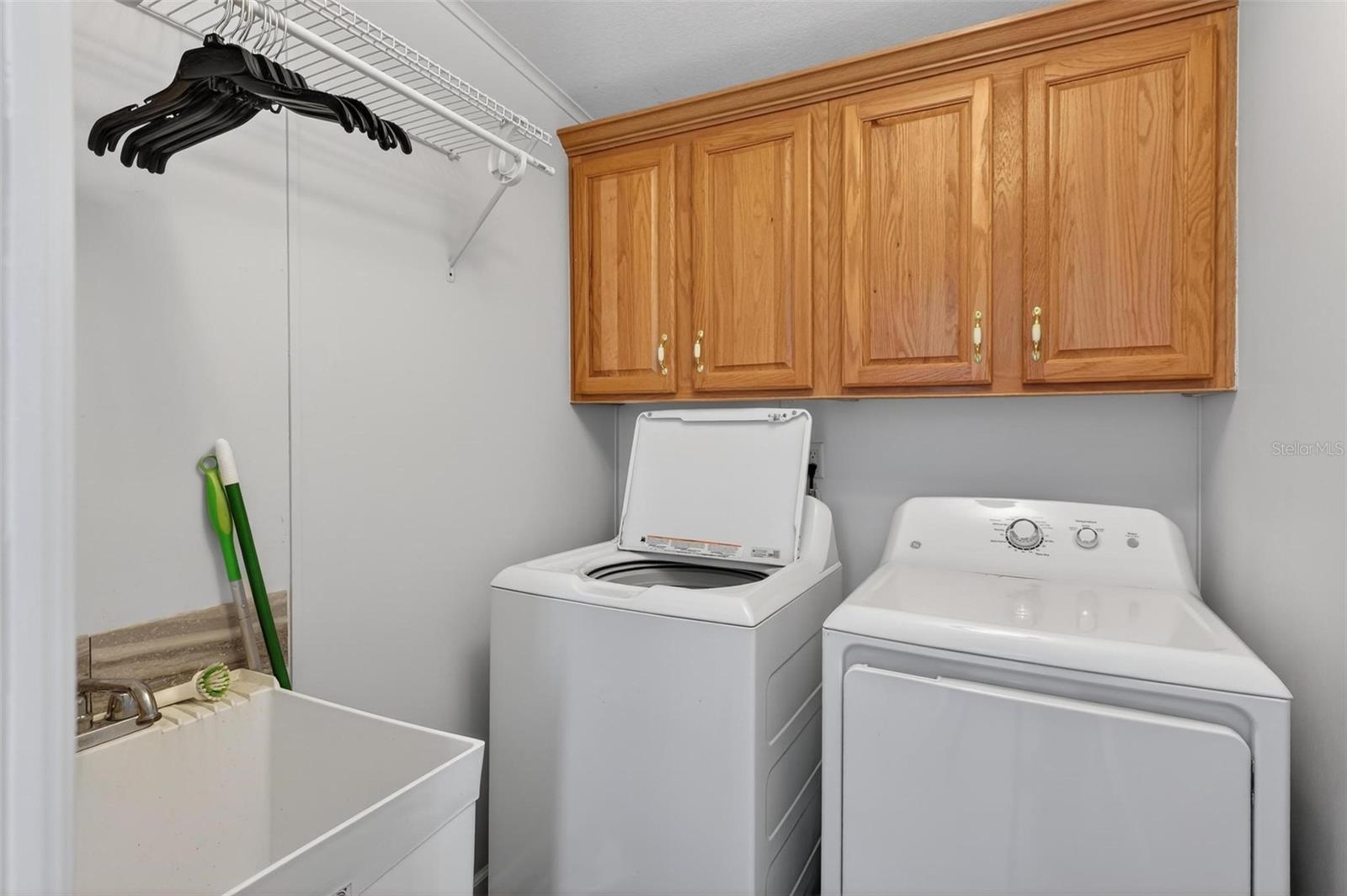 5353 NE 136TH PL