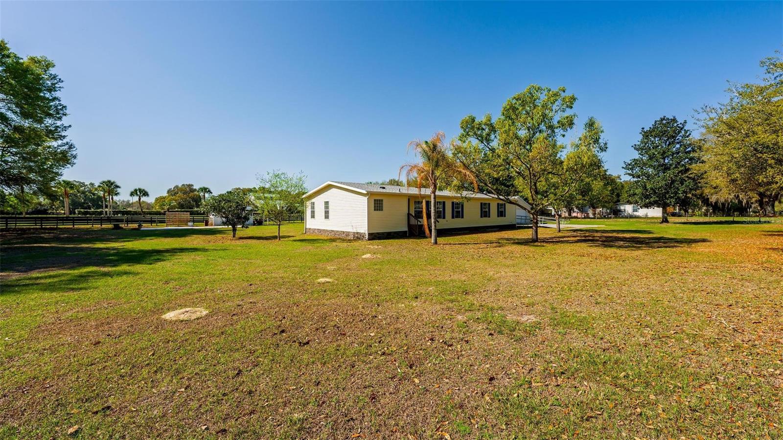5353 NE 136TH PL