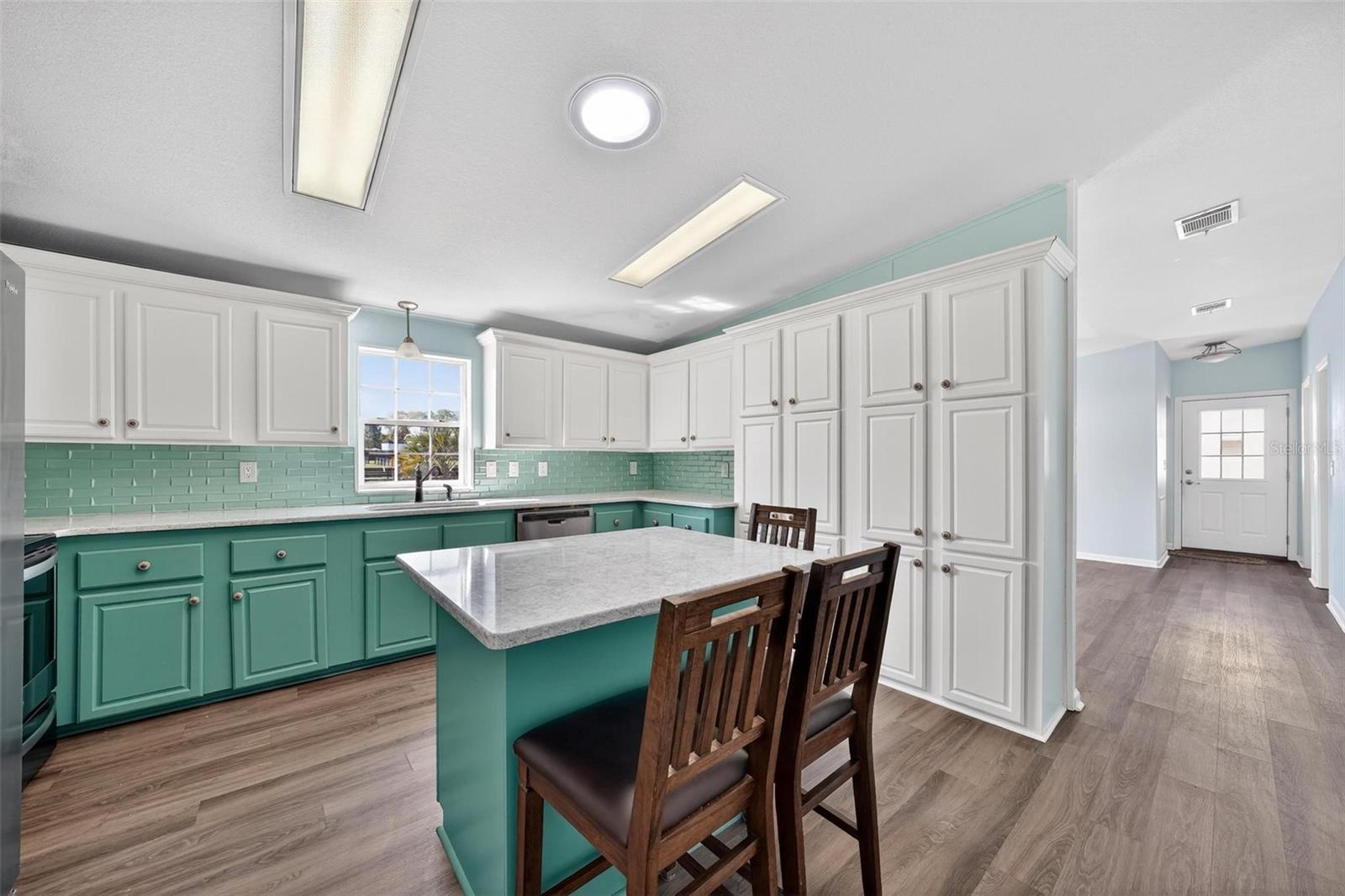 5353 NE 136TH PL