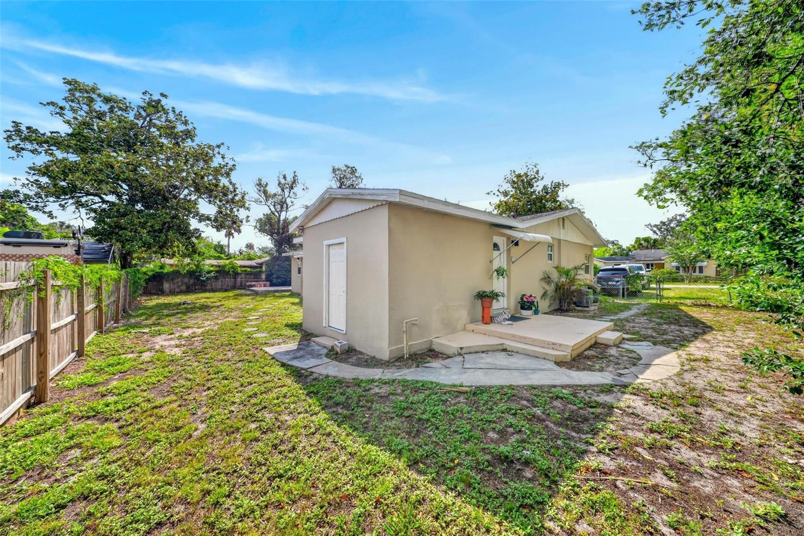 71 FAIRVIEW AVE