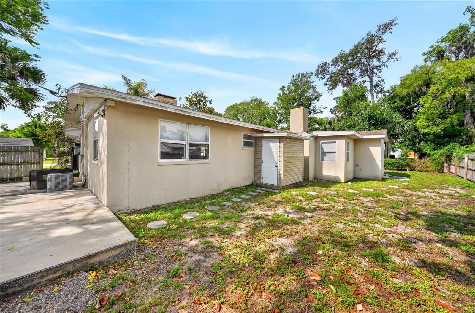 71 FAIRVIEW AVE