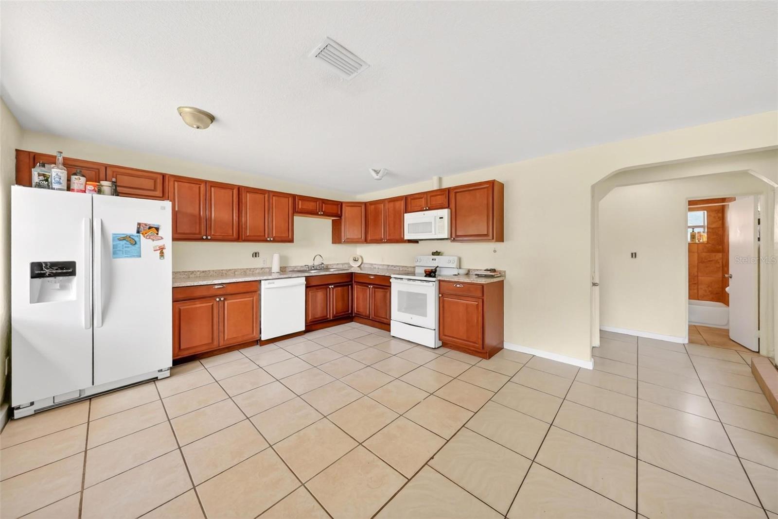 71 FAIRVIEW AVE