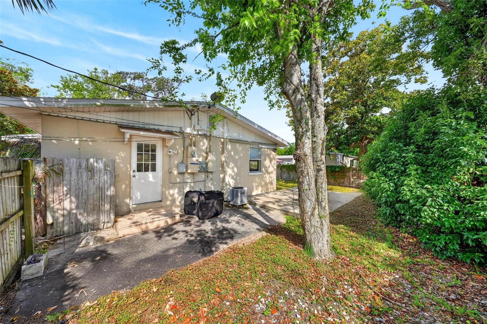 71 FAIRVIEW AVE