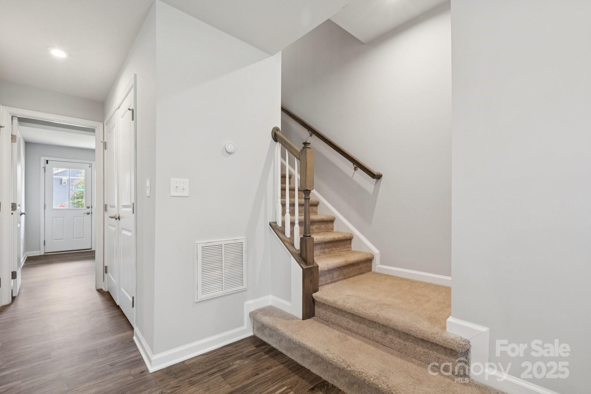 10832 Overlook Mountain Drive