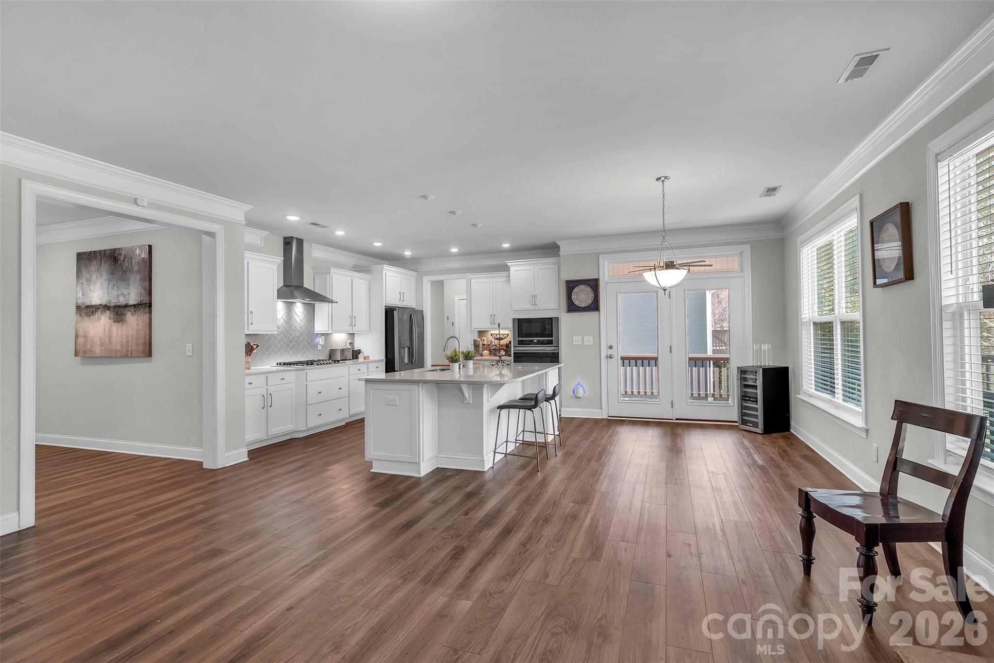 1550 Robinson Oaks Drive