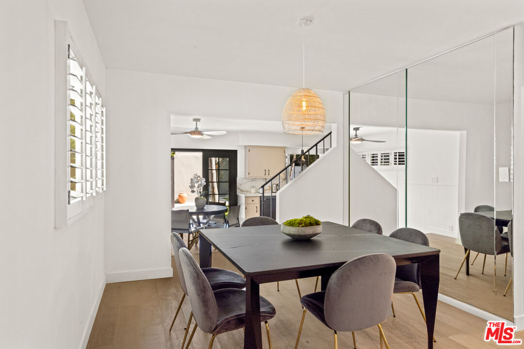 Grove Lumina, Ashcroft Ave, 90048