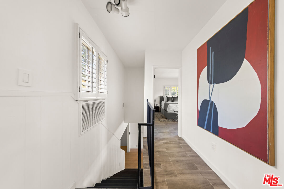 Grove Lumina, Ashcroft Ave, 90048