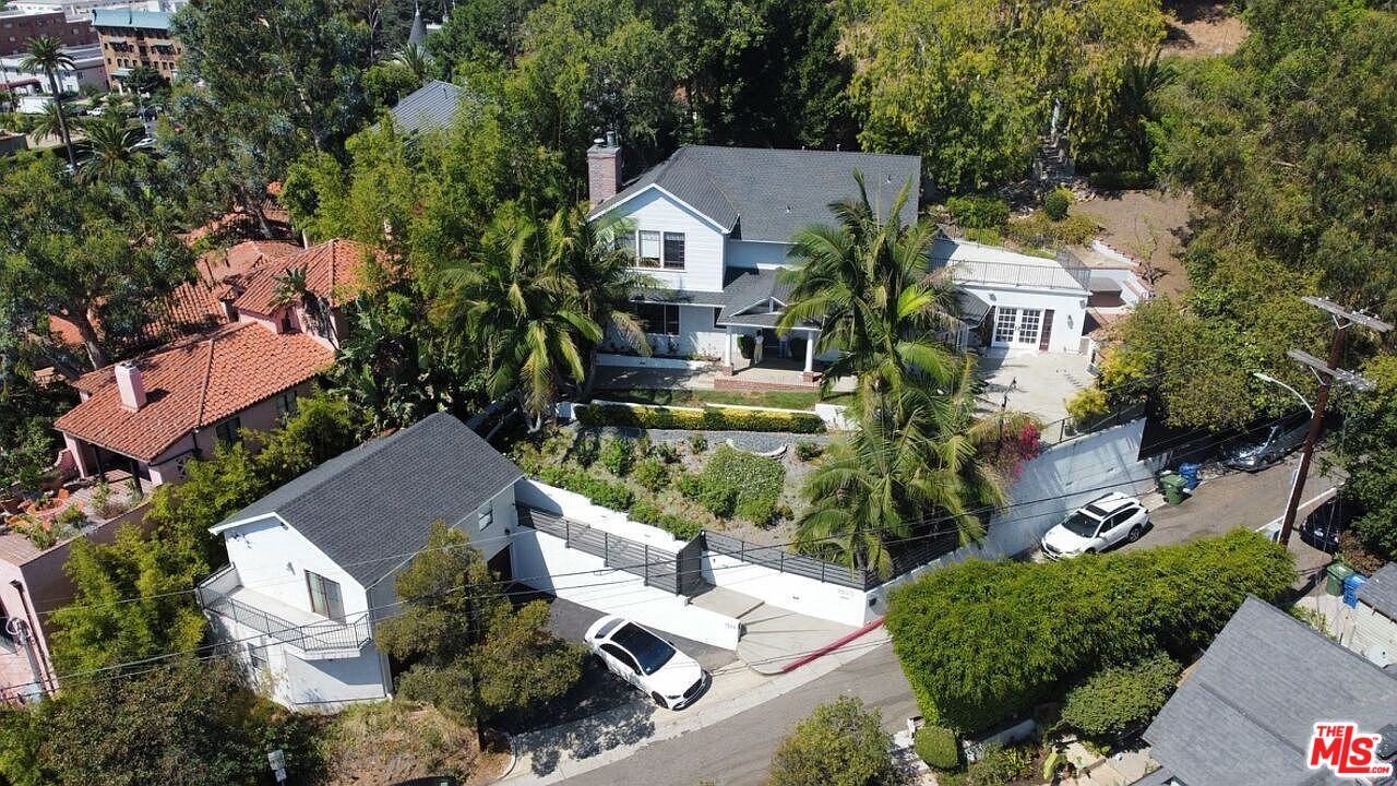 1933 Orchid Ave