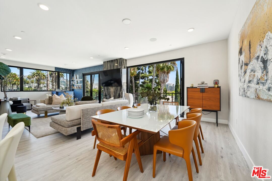 137 N Doheny Dr Unit: 2, 90048