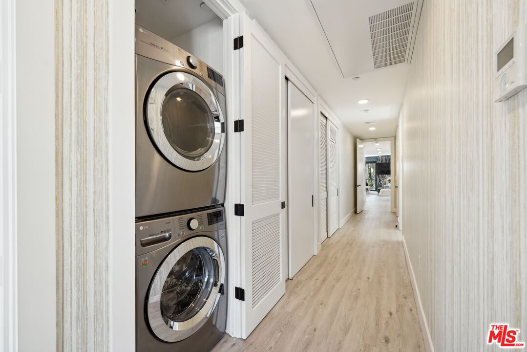 137 N Doheny Dr Unit: 2, 90048