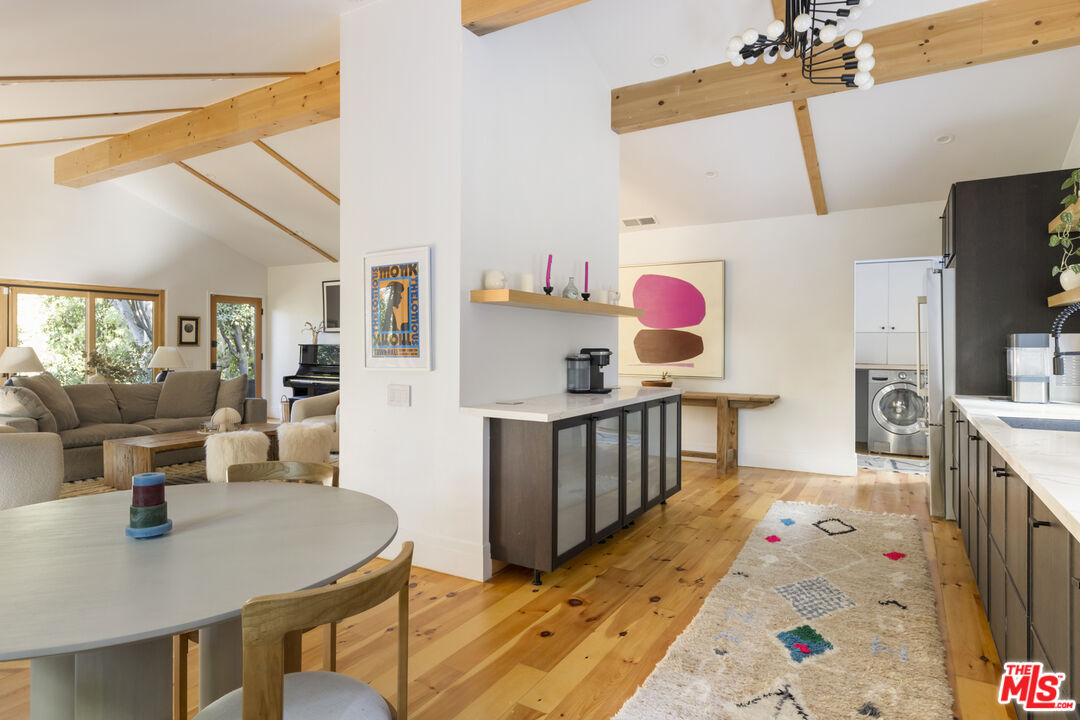 2936 La Castana Dr