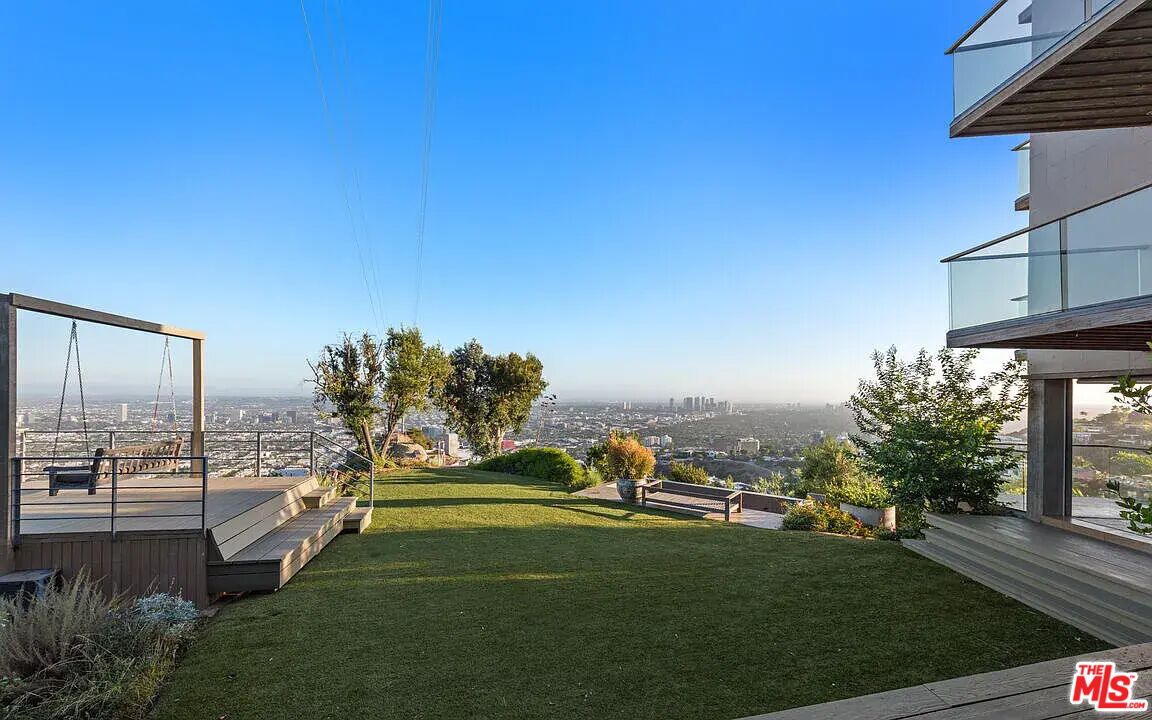 1600 Viewmont Dr