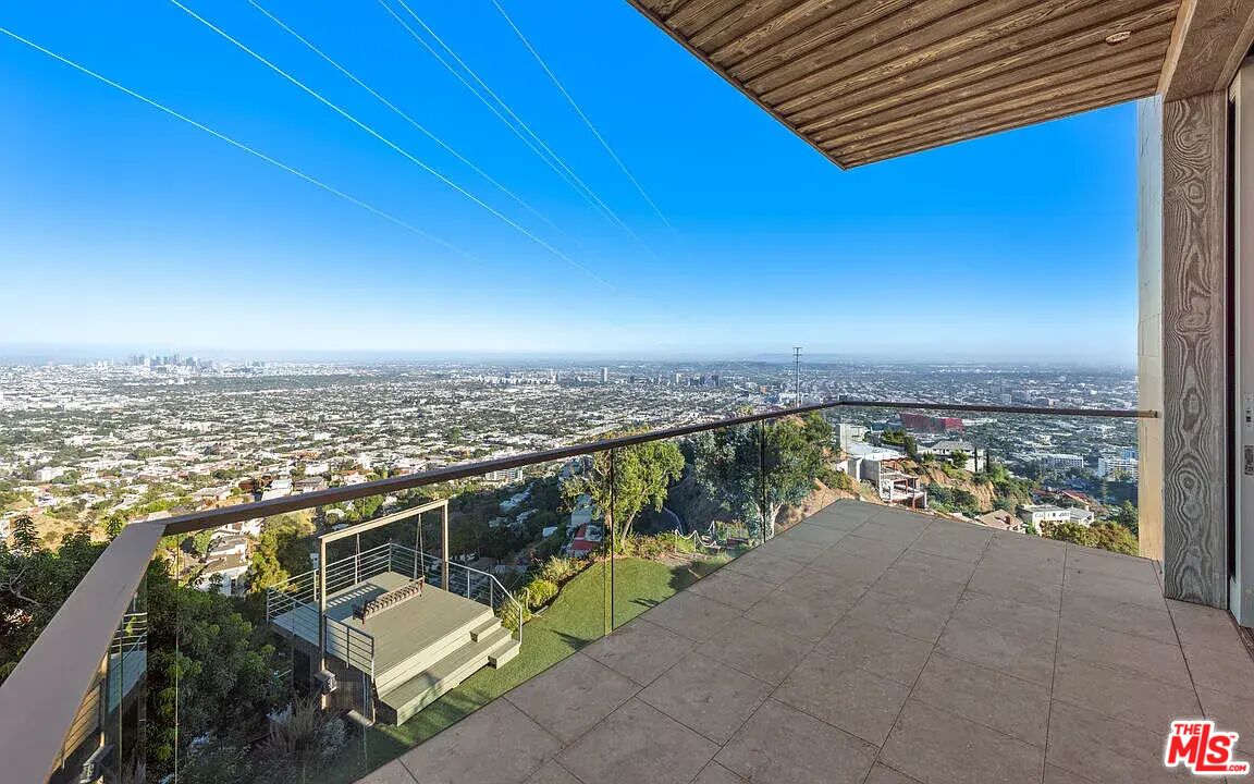 1600 Viewmont Dr