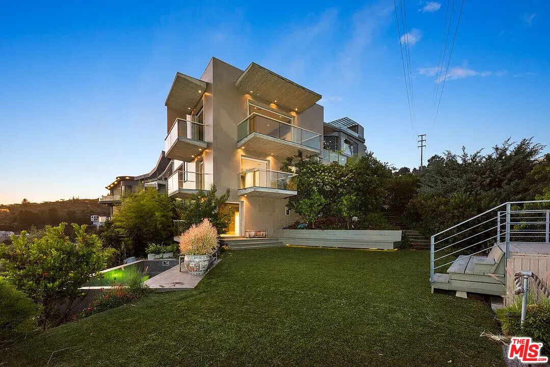 1600 Viewmont Dr
