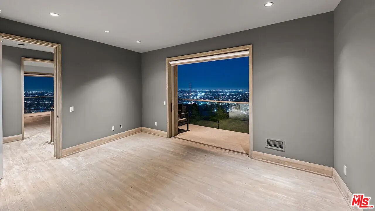1600 Viewmont Dr