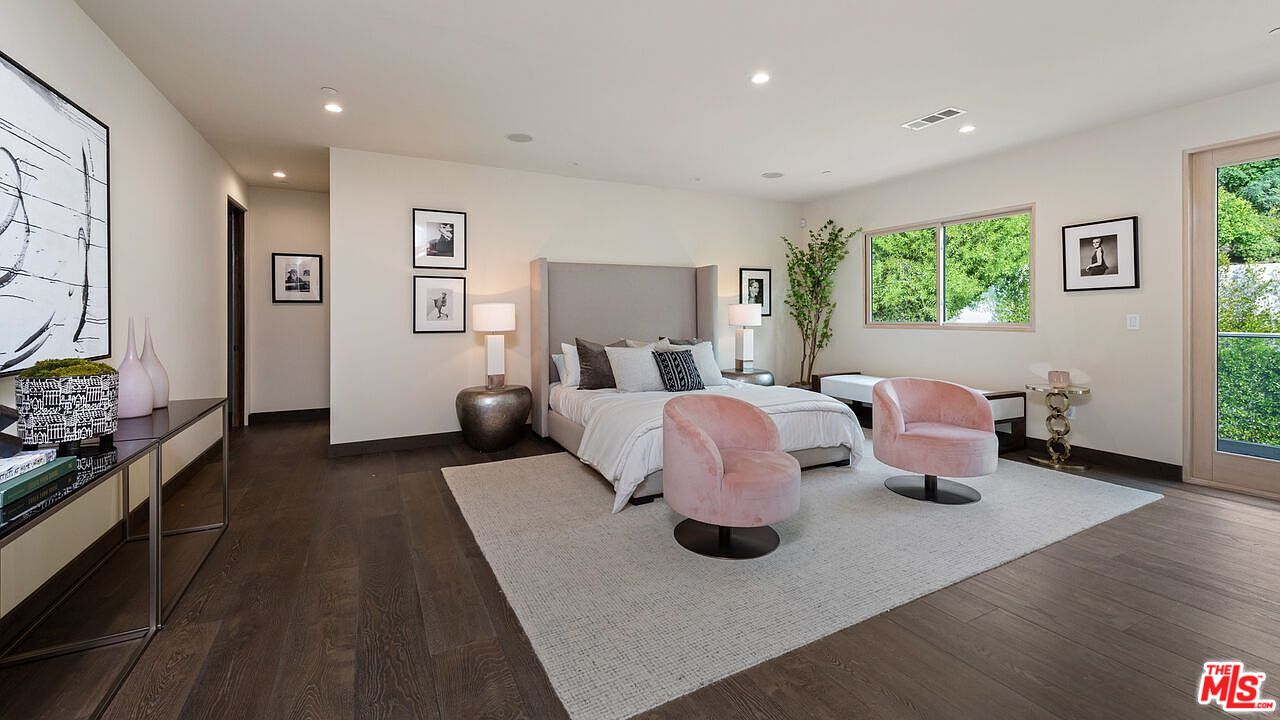 2408 Castle Heights Ave