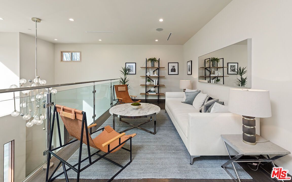 2408 Castle Heights Ave