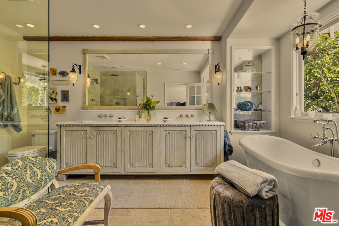 13166 Valley Vista Blvd