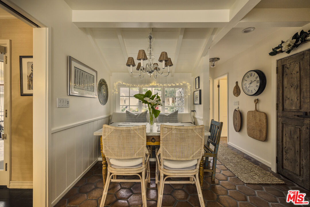 13166 Valley Vista Blvd