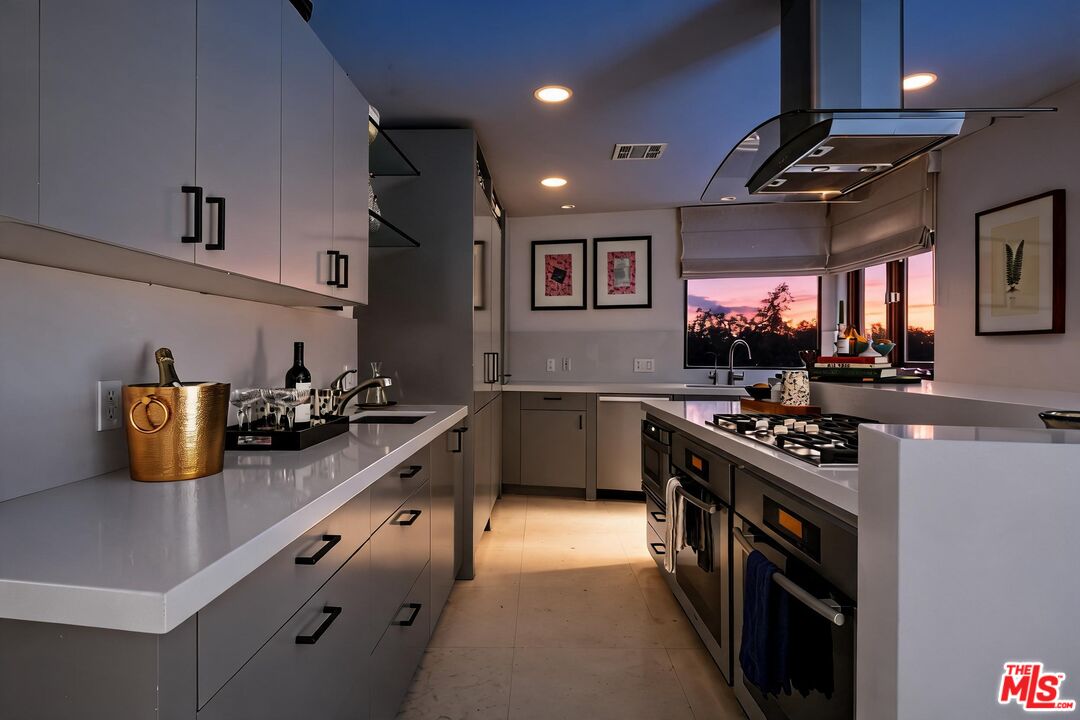 2035 De Mille Dr