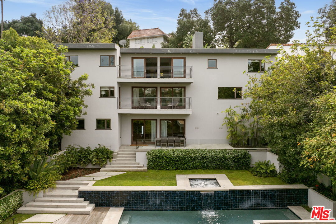 2035 De Mille Dr