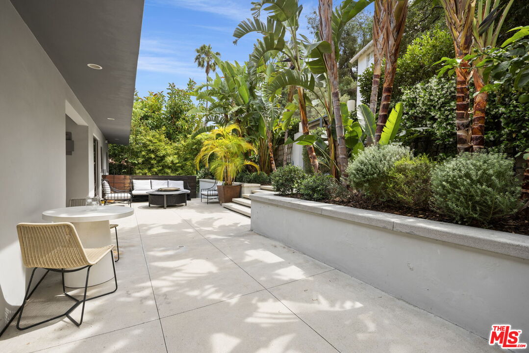 2035 De Mille Dr