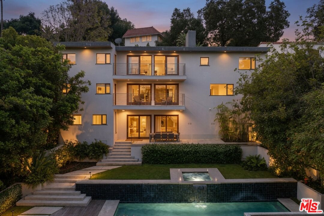 2035 De Mille Dr