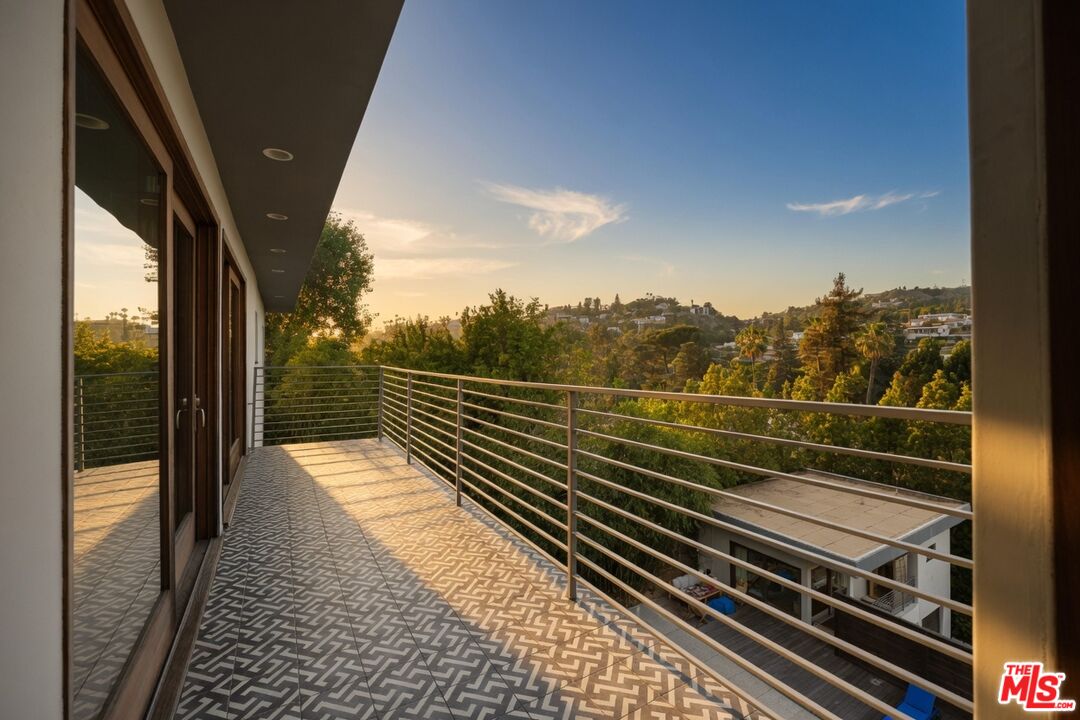 2035 De Mille Dr