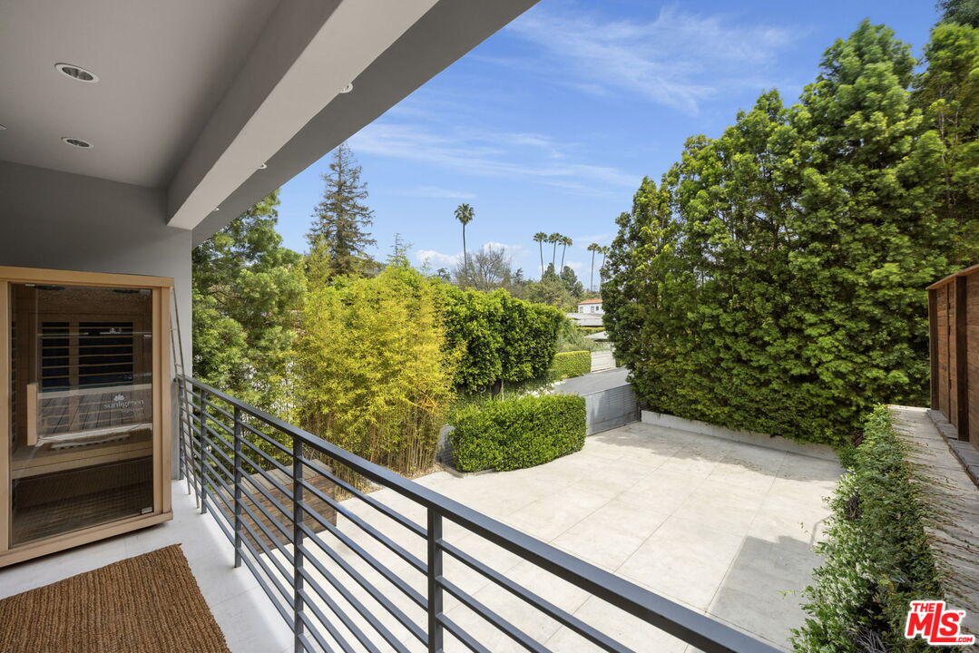 2035 De Mille Dr