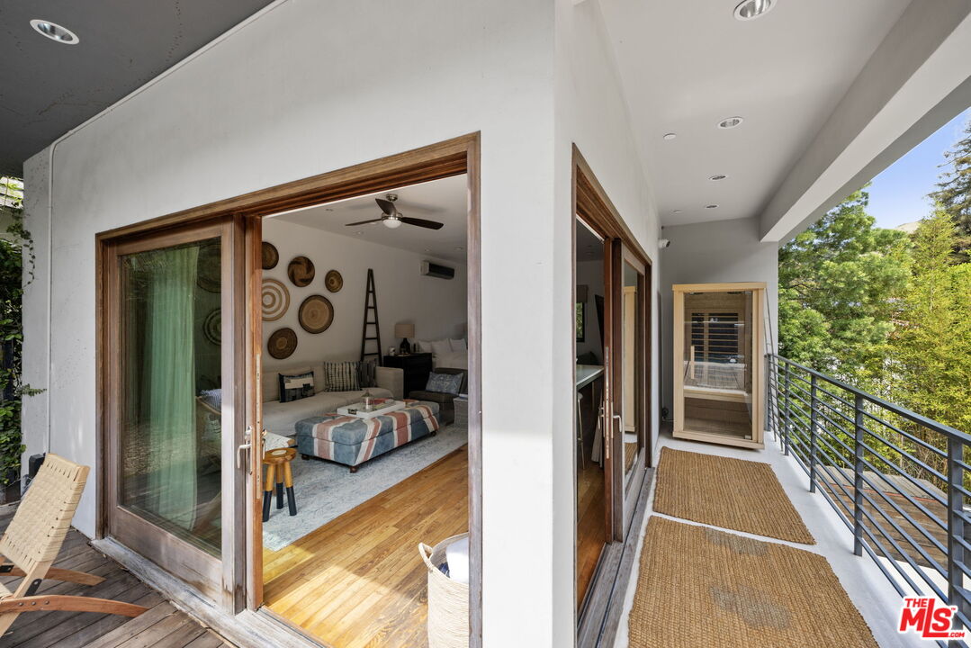 2035 De Mille Dr