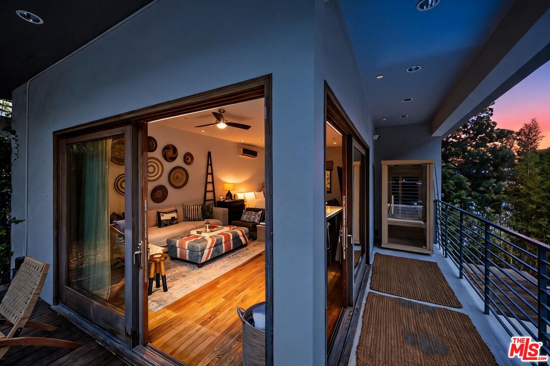 2035 De Mille Dr