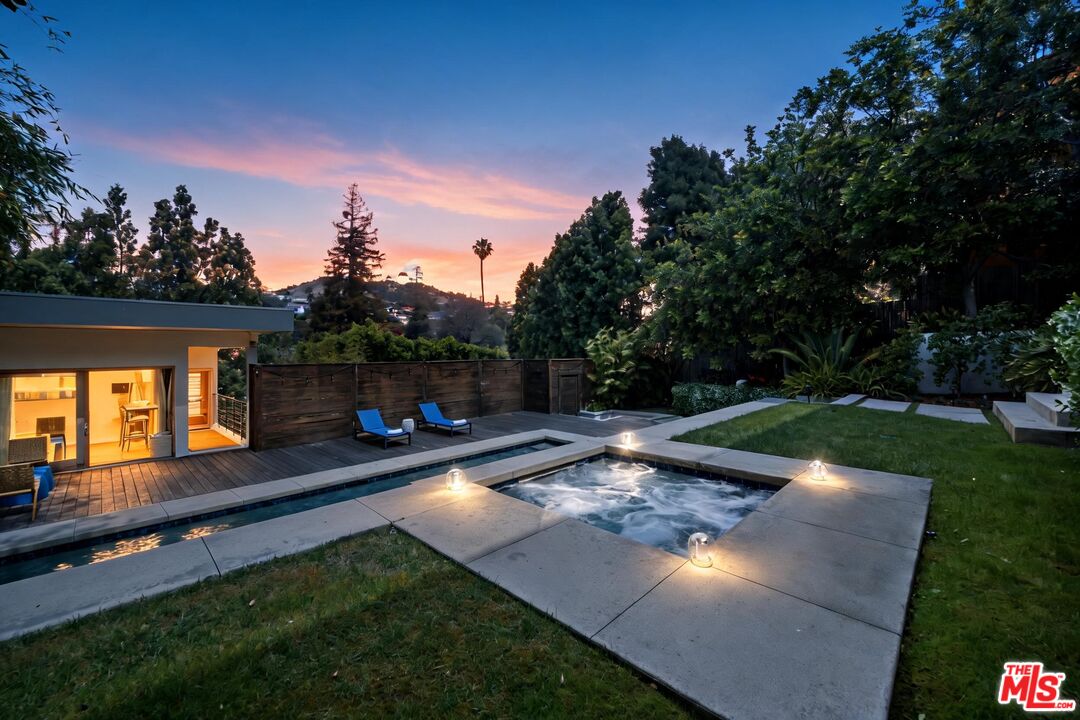 2035 De Mille Dr