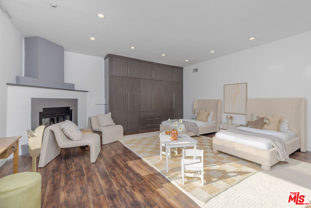 11955 Pinnacle Pl