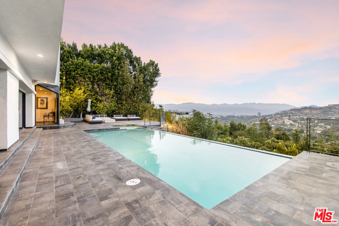 11955 Pinnacle Pl
