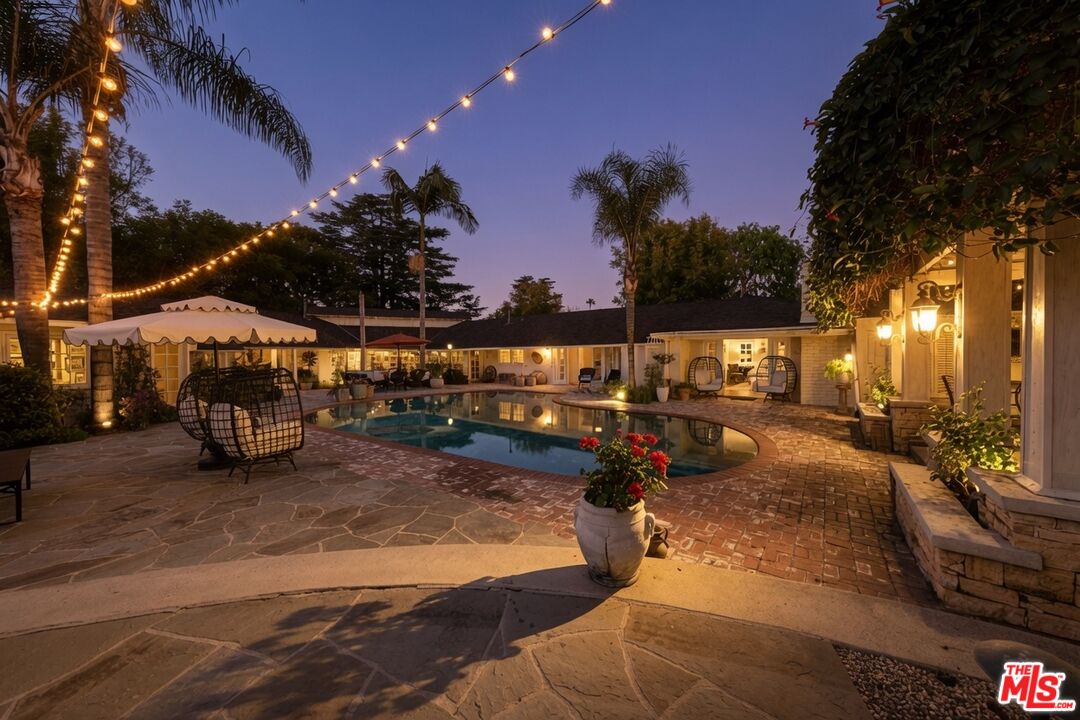 13166 Valley Vista Blvd