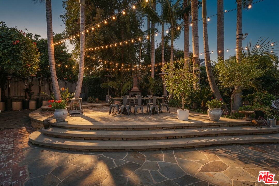 13166 Valley Vista Blvd