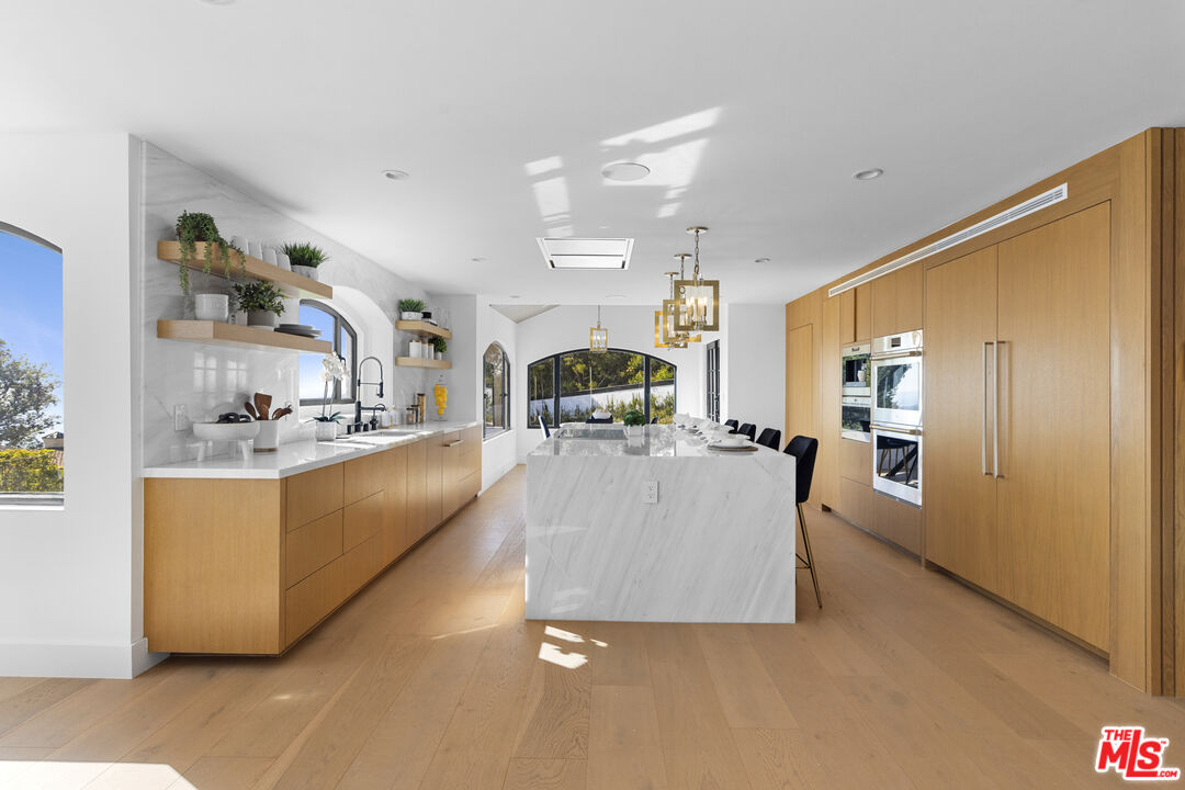 3909 Villa Costera