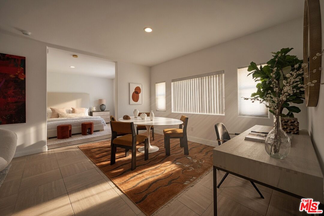 15330 Del Gado Dr