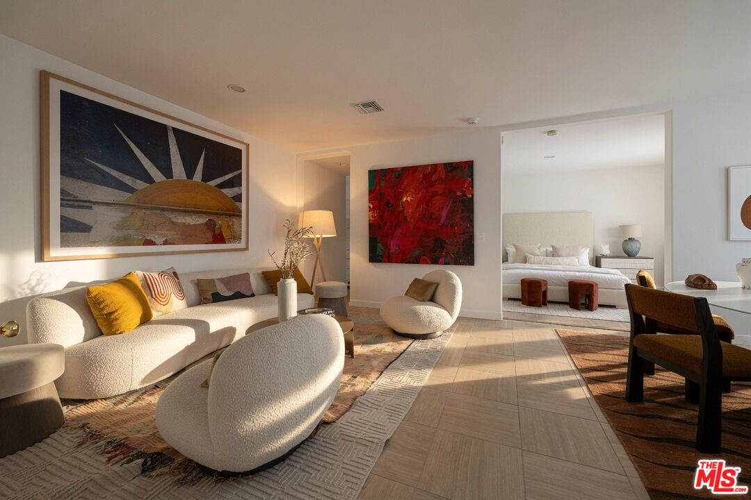 15330 Del Gado Dr