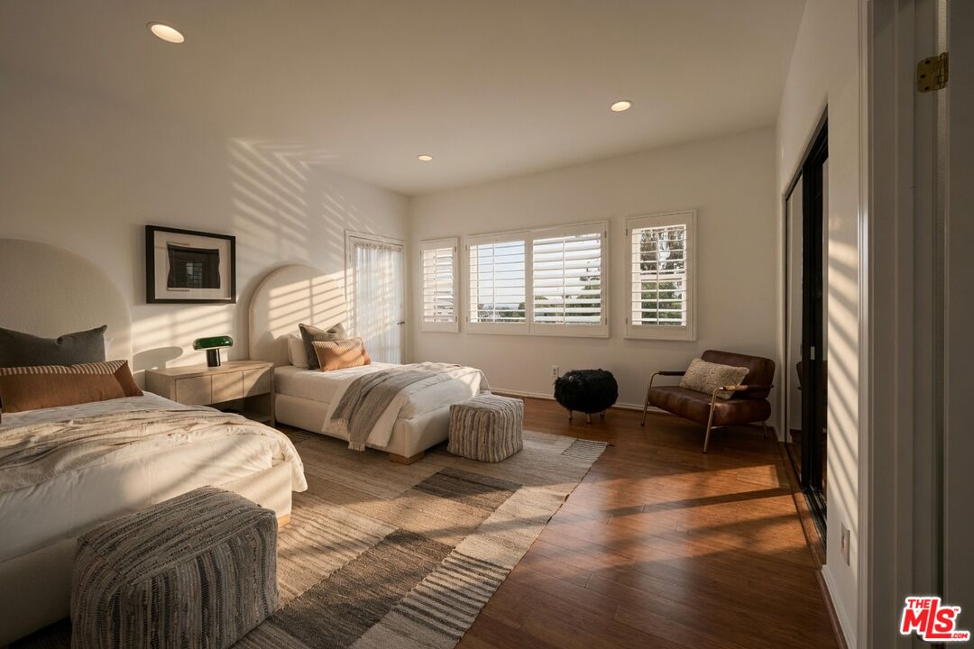 15330 Del Gado Dr