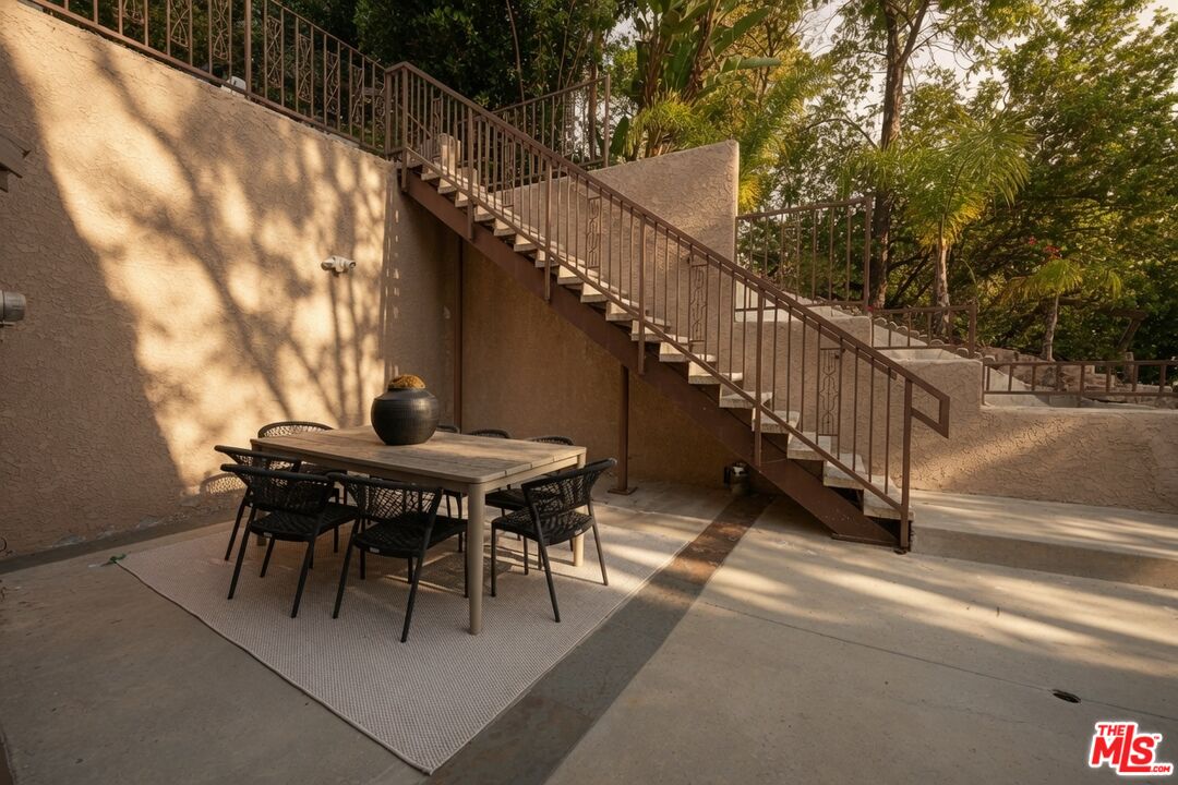 15330 Del Gado Dr