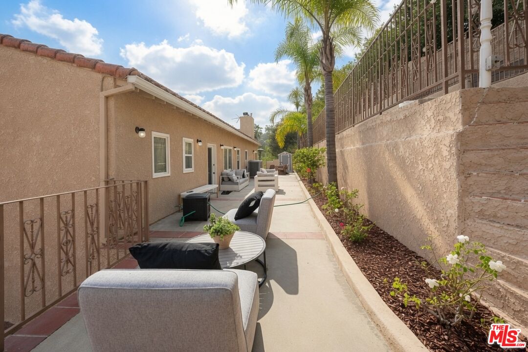 15330 Del Gado Dr