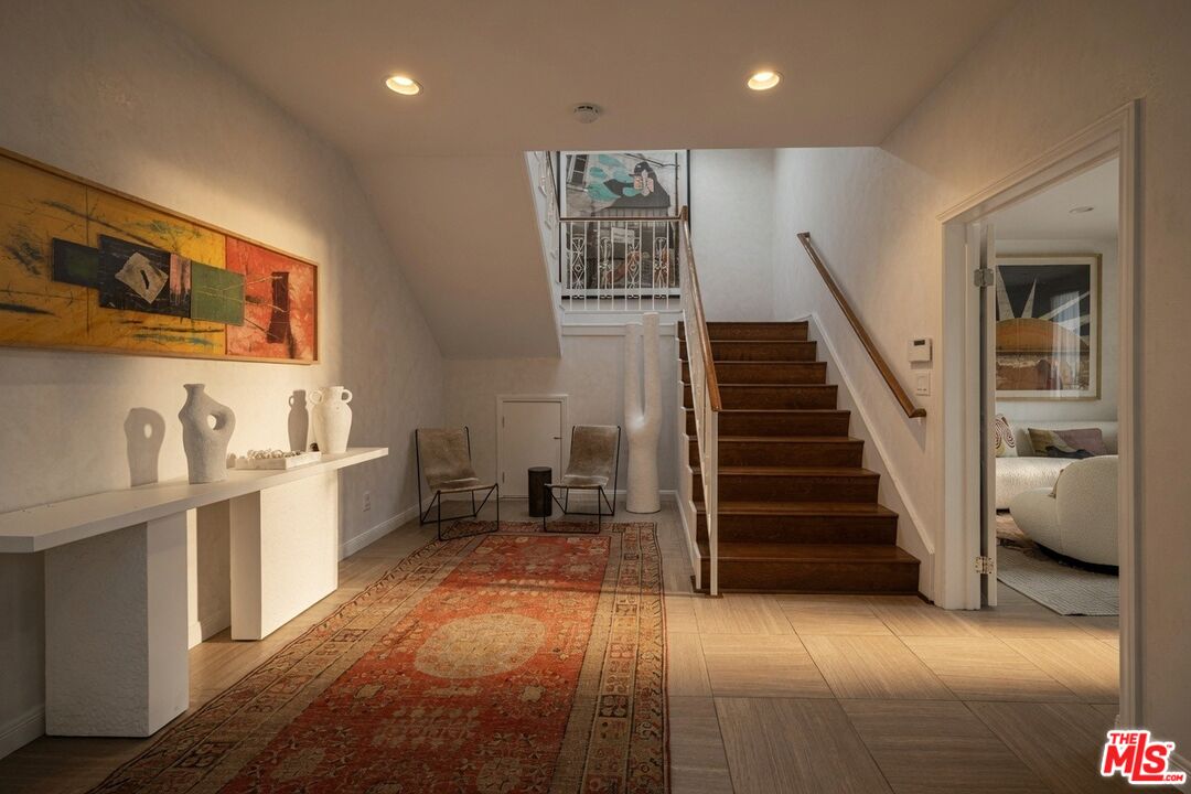 15330 Del Gado Dr