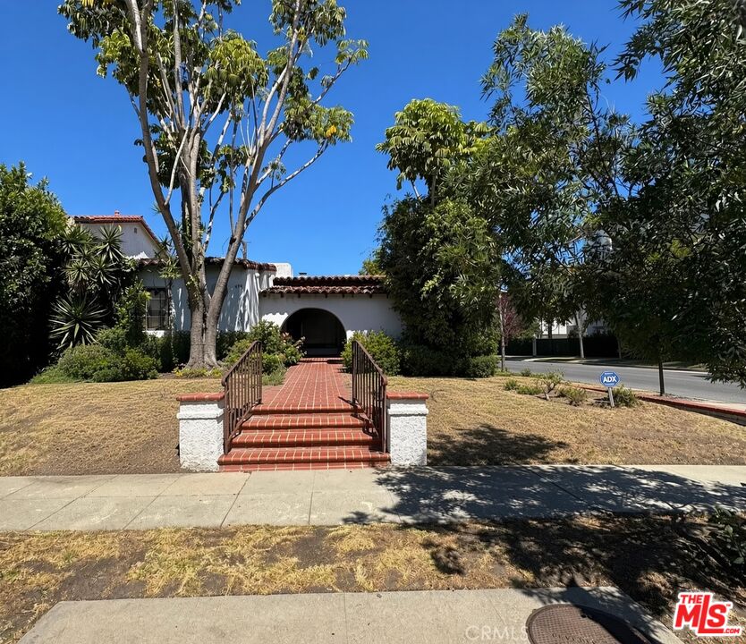 474 S Clark Dr