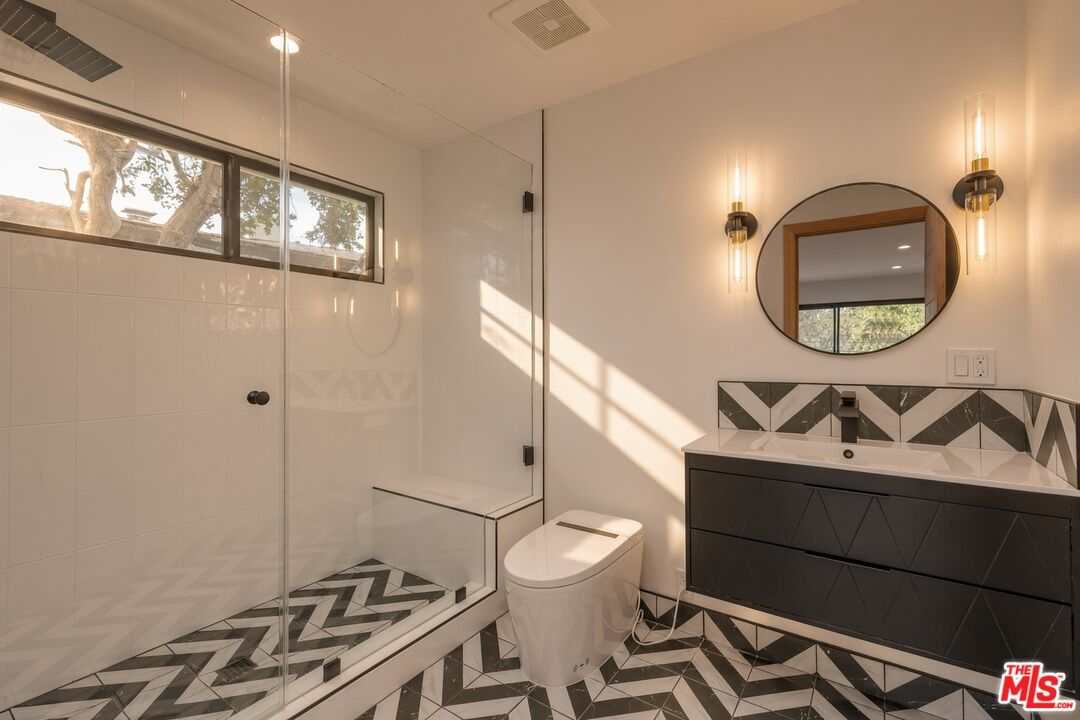 2407 Guthrie Dr