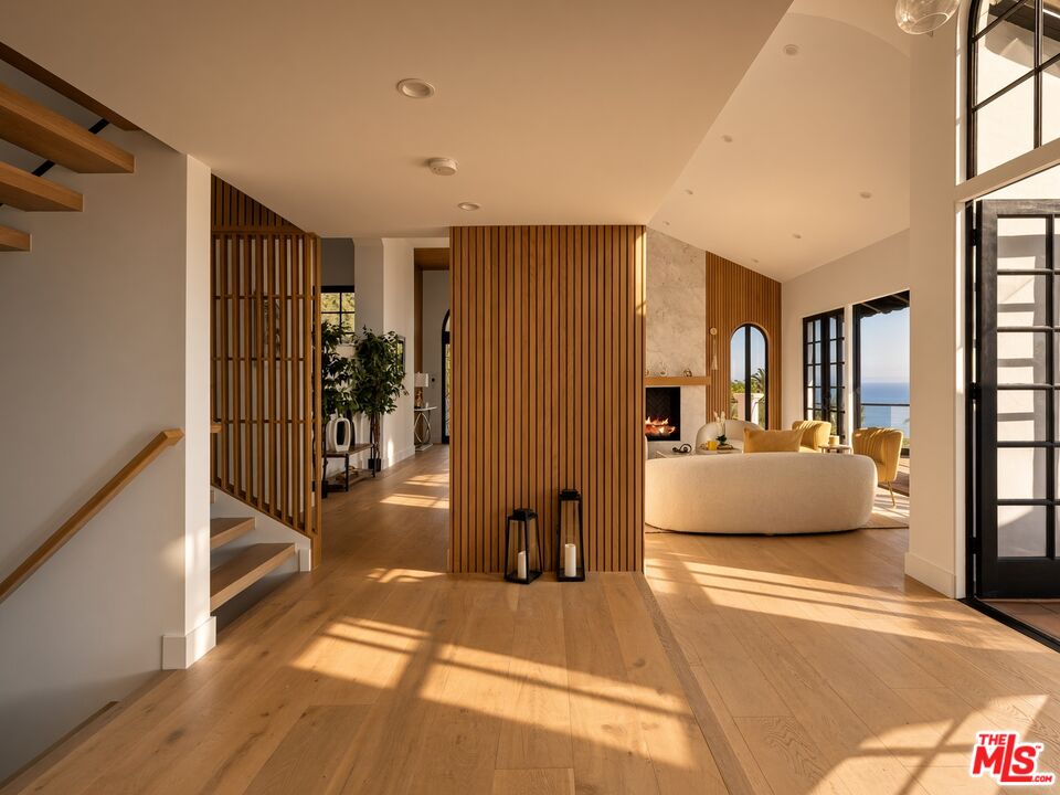 3909 Villa Costera