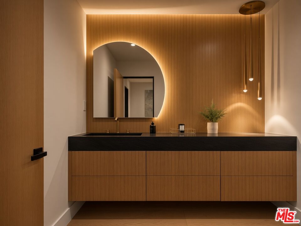 3909 Villa Costera