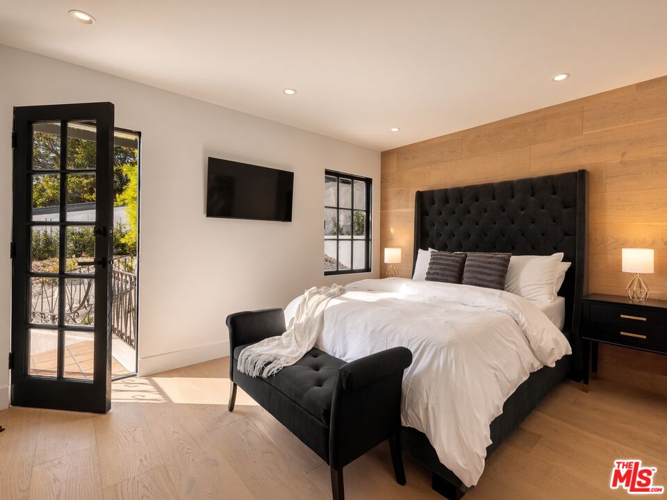 3909 Villa Costera