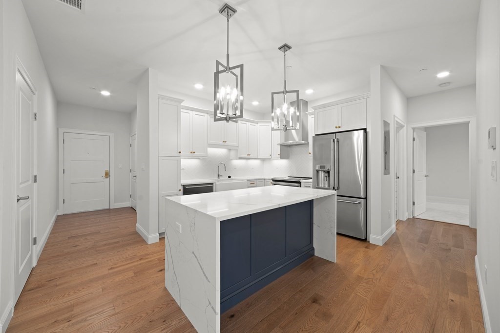 60 Coppersmith Way # 404